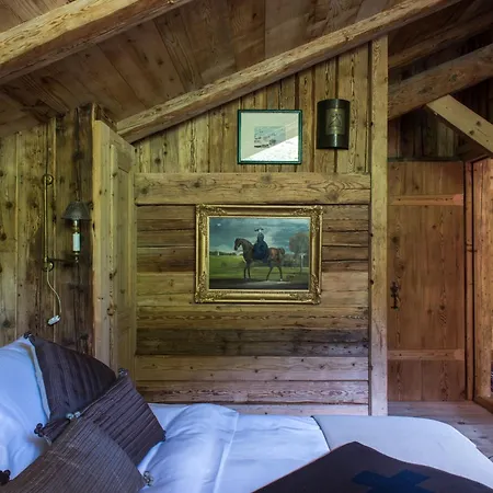 Arthaus Megeve فندق