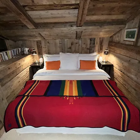 Arthaus Megeve Hotel